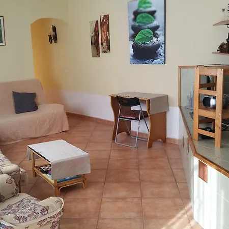 Apartamento Oasis Apartment *